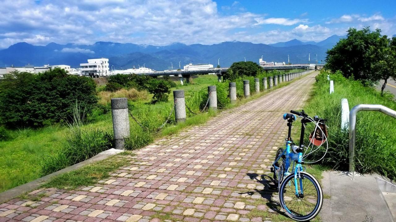 Cong Sen Backpackers Hostel Taitung 외부 사진